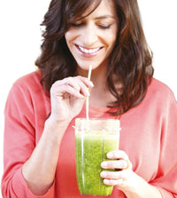 nutribullet Blender 600 Series - Powerful 20,000 RPM Extractor Blends Frozen Fruit, Nuts & Ice - 7 Piece Kit Includes Tall Cup, Short Cup, Handled Ring & Sealable Lid - Ideal for Smoothies